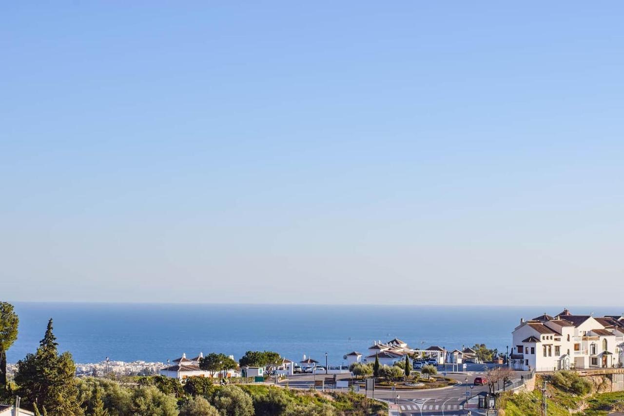 Casita Frigiliana - Stunning New Apartment With Views With Private Parking Space Bagian luar foto