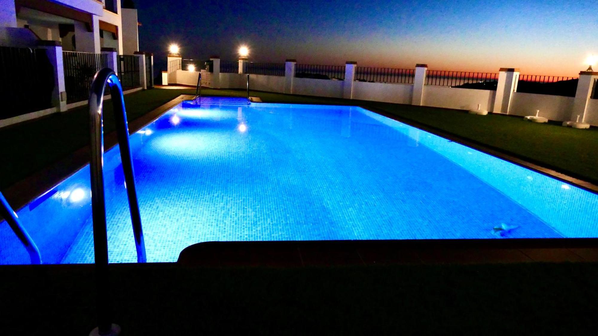 Casita Frigiliana - Stunning New Apartment With Views With Private Parking Space Bagian luar foto