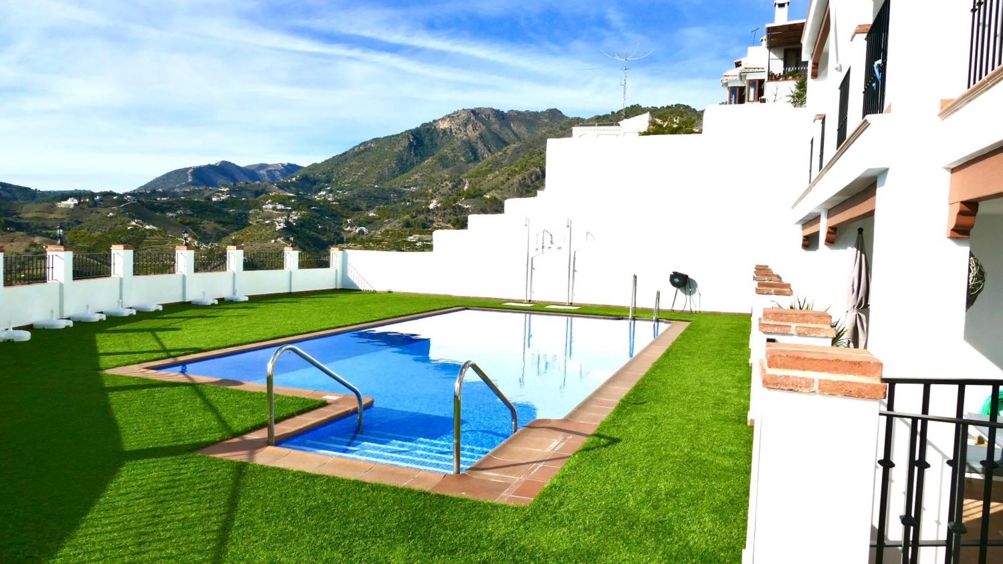 Casita Frigiliana - Stunning New Apartment With Views With Private Parking Space Bagian luar foto